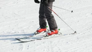 Dolore ai piedi nello sci cause e soluzioni con il bootfitting